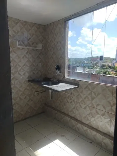 Vende-se ou Aluga-se Casa na Boca Do Rio / Salvador 2/4
