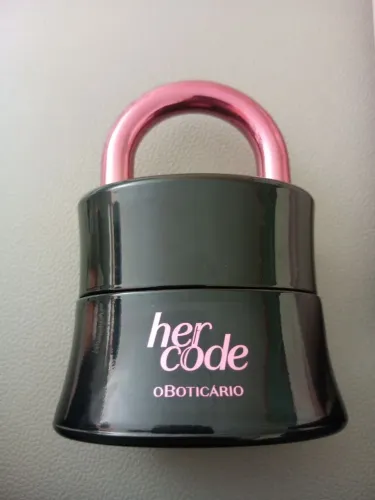Perfume Her code novo nunca usado