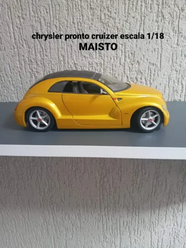 miniatura CHRYSLER PRONTO CRUIZER ESCALA 1/18 MAISTO