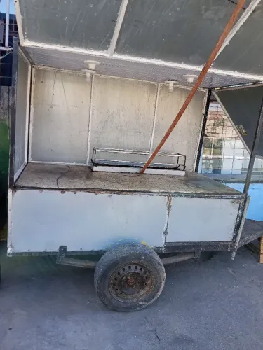 Churrasqueira tipo trailer