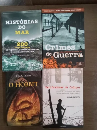Livros: Histórias do Mar, Crimes de Guerra, Decifradores de Códigos, O Hobbit.