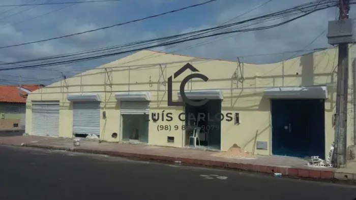 VENDO Prédio comercial de 200 m² bem localizado