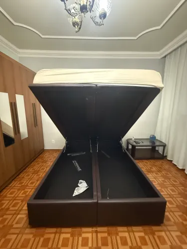 Cama box baú  e colchão Ortobom Queen