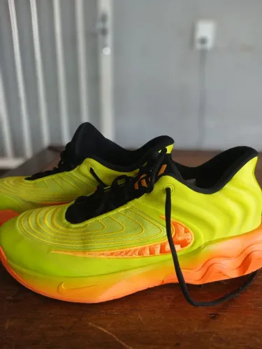 Nike kirye