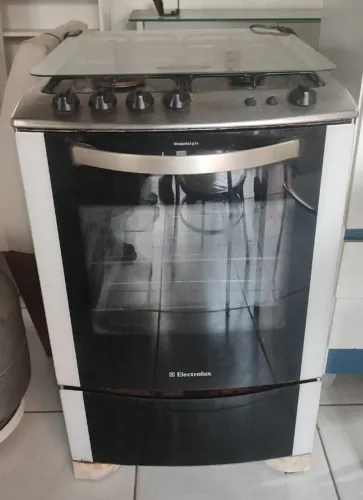 Fogão Conservado com Ótimo Preço!