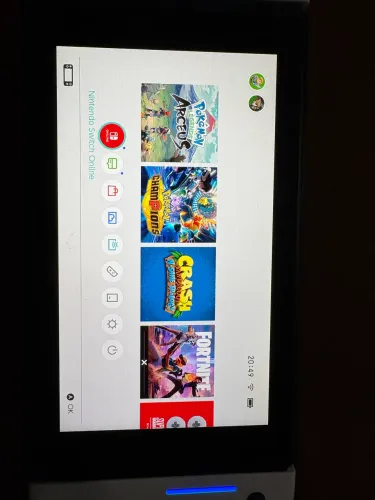 Nintendo Switch - Único dono - com controle Extra
