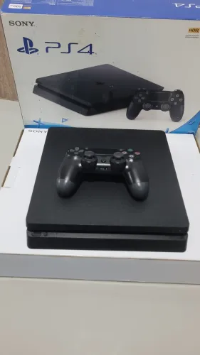 Playstation 4 slim