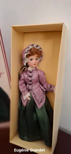 Boneca damas da epoca 