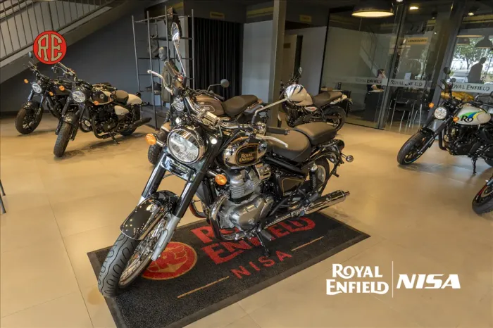 ROYAL ENFIELD CLASSIC 650 BLACK CHROME