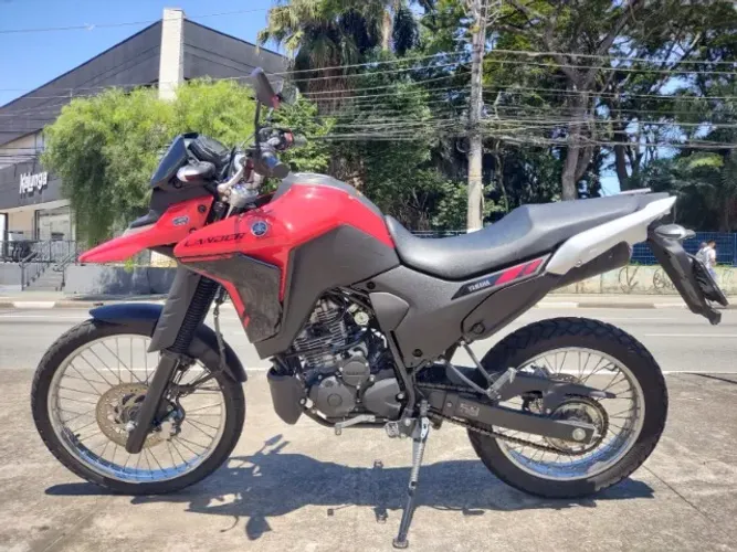 Yamaha XTZ 250 Lander Connected 2025