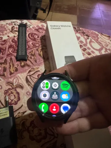 Galaxy whatch Classic 6 47mm LTE