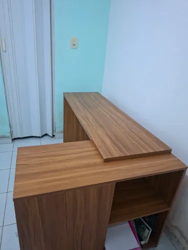 Escrivaninha seminova