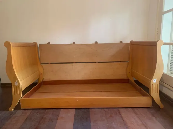 Cama c/ bicama solteiro , madeira de demolição artesanal, torneada (Provençal