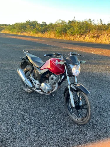VENDO HONDA START 150 2015 R$ 11.000 Moto em excelente estado. Documentação toda em dia