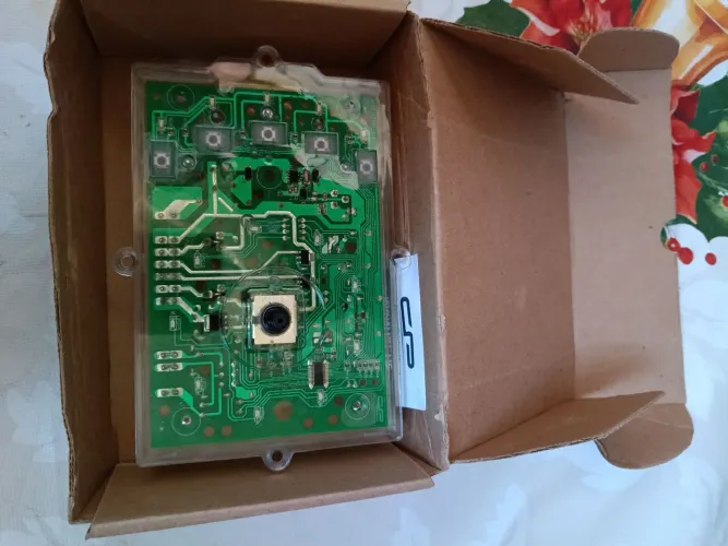 Vendo uma placa de máquina da marca colomaque novinha na caixa