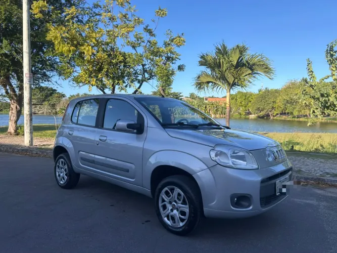 Fiat Uno Vivace/rua 1.0 EVO Fire Flex 8V 5P 2012
