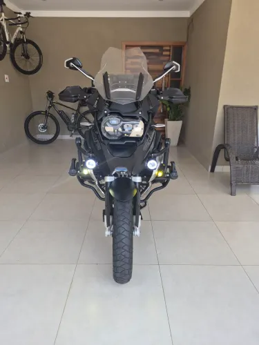 Gs1250 Premium Triple Black Option 719