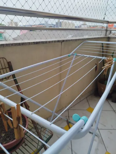 Varal de chão novinho, Mor