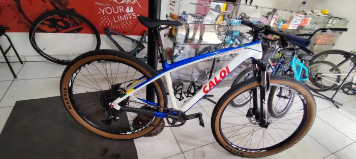 Bicicleta Caloi carbono TIM