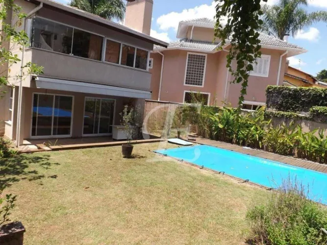 Casa com 4 dormitórios à venda, 300 m² por R$ 1.500.000,00 - Granja Viana - São Paulo II -