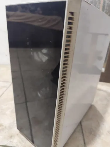 Gabinete redragon branco lateral de vidro 