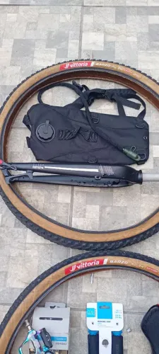 Garfo rígido alumínio aro 29 eixo boost preto fosco!