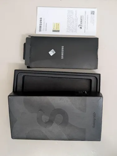 Caixa do celular S22