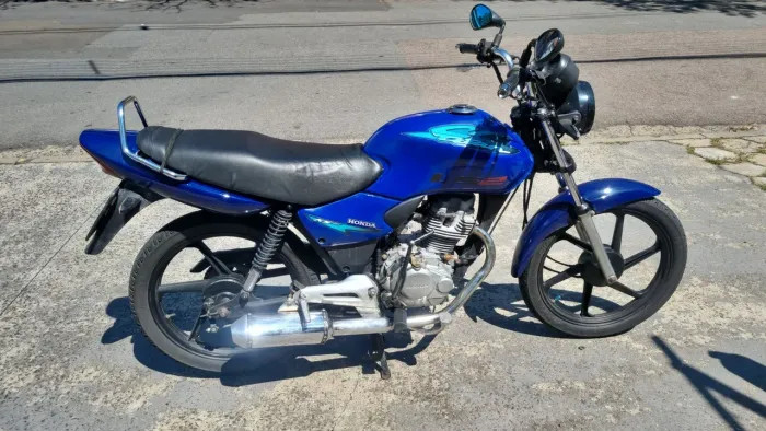 Vende se titan