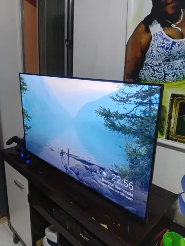 Smart TV 43" AIWA Full HD Android TV - Perfeito Estado (Com Controle)