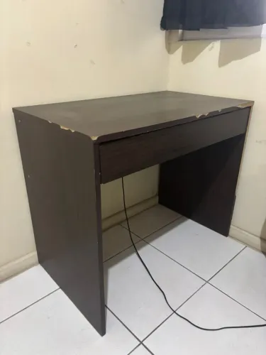 Mesa de estudos/escritório