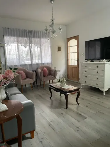 Oportunidade - Casa Sobrado - Vila Aprazível - Jacareí - 3 Dormitórios - 150m² - Estuda pe