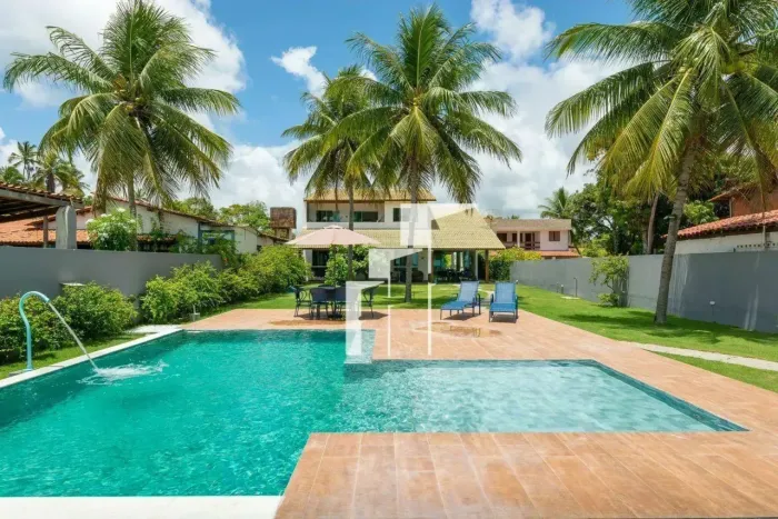 Casa na Praia - Com 8 Suítes em Condomínio - Maragogi