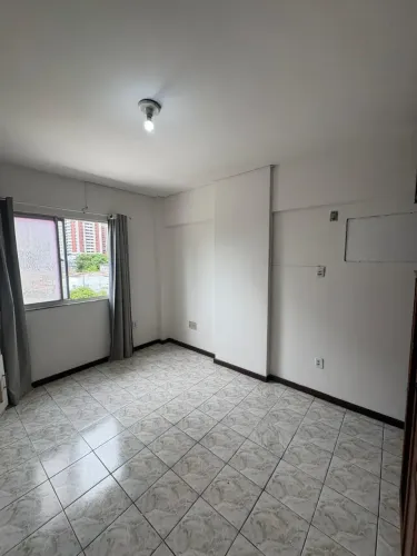Apartamento Semi mobiliado para locação no Edifício Ana Teresa