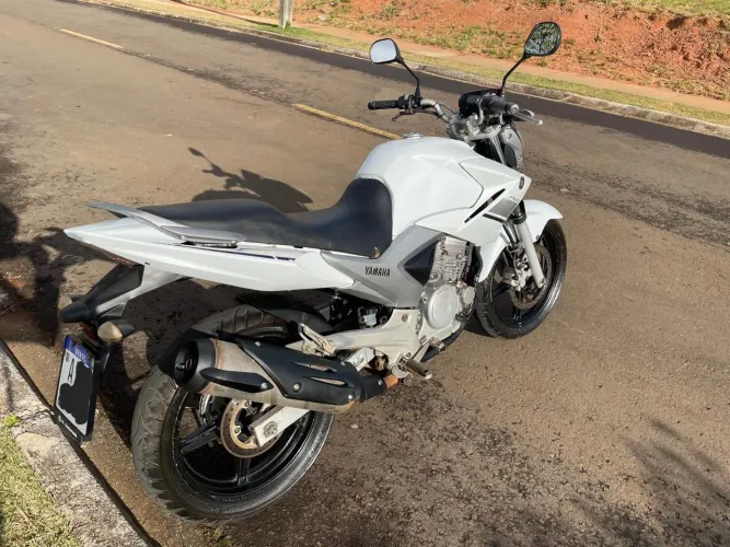 Fazer YS 250 L.EDITION/ BLUEFLEX