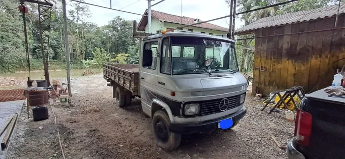 MB 608 D