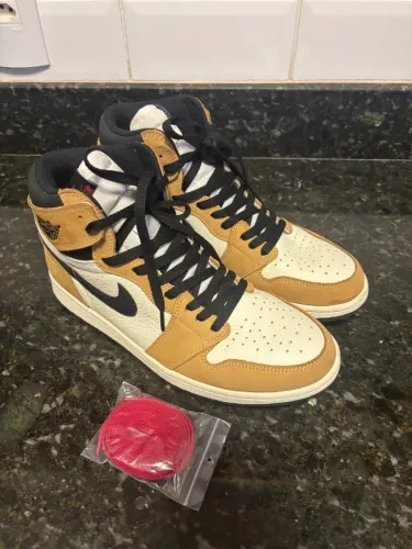 AIR JORDAN 1 ROOKIE OF THE YEAR