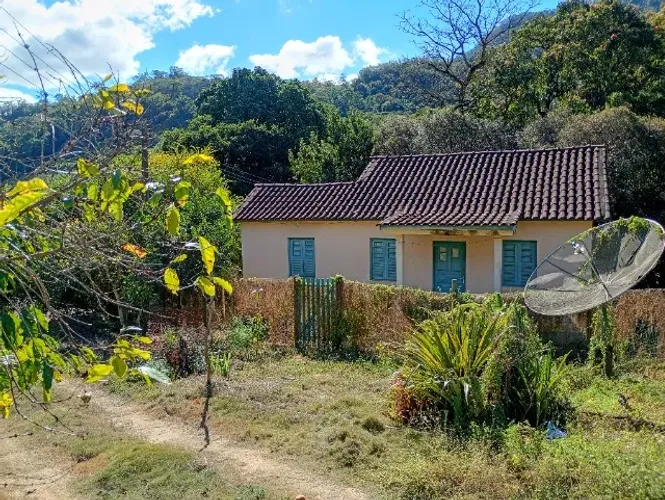 EXCELENTE OPORTUNIDADE - Sítio em Cachoeira Alta - Cachoeiro de Itapemirim