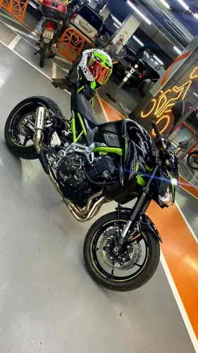 Kawazaki Z900 - 2019 - ABS - ESPACE FULL
