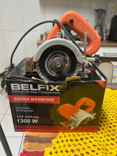 serra mármore , modelo com 1300W de potência