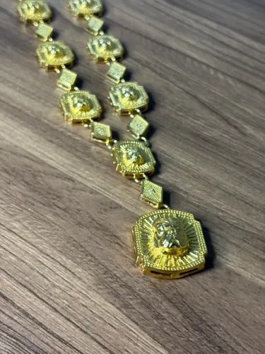 Cordão banhado a ouro