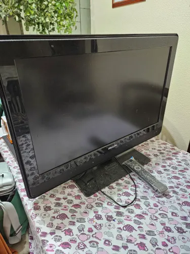 Televisão philips nao liga + conversor