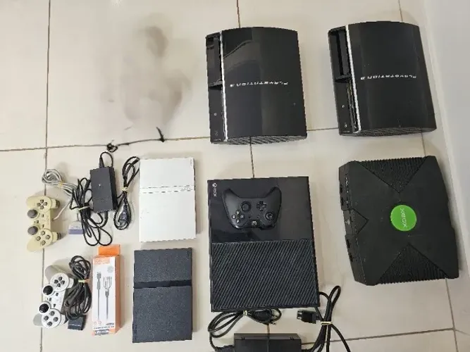 Grande lote de consoles no estado (leia o anúncio)
