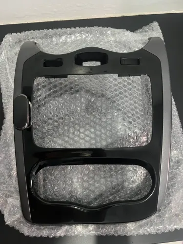 Moldura Som e Multimídia Sandero 2013/2014 original