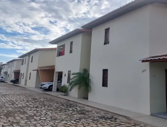 Aluga-se Casa Residencial de condomínio: