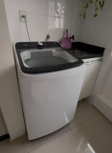 Lavadora Midea 15kg Branca Inox - Menos de Ano de Uso