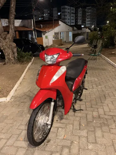 VENDO HONDA BIZ 2011 125 ES (partida e pedal)