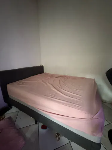 Cama casal queen