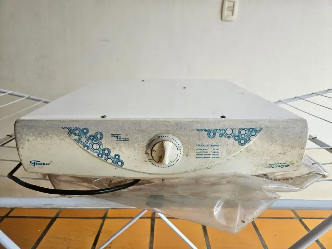 Secadora de Roupas de Parede Fisher 220v