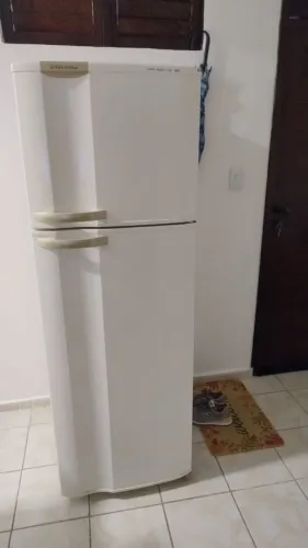 Vendo Geladeira Eletrolux Duplex