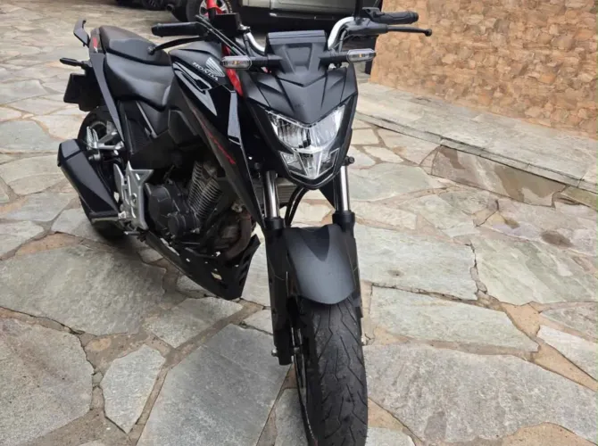 Honda CB 300f Twister Flex 2024